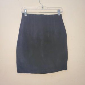 Express Vintage Black Suede Mini with Back Slit Sz 7/8